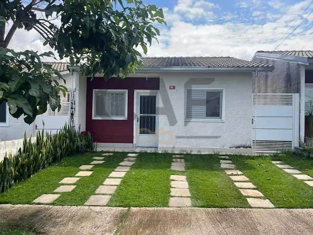 Casa 2 quartos e 2 banheiros, à venda ou para alugar, no bairro Condomínio Vila das Tulipas em Holambra