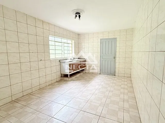 Casa com 228m² 2 quartos e 2 banheiros, à venda, no bairro Praia das Palmeiras em Caraguatatuba