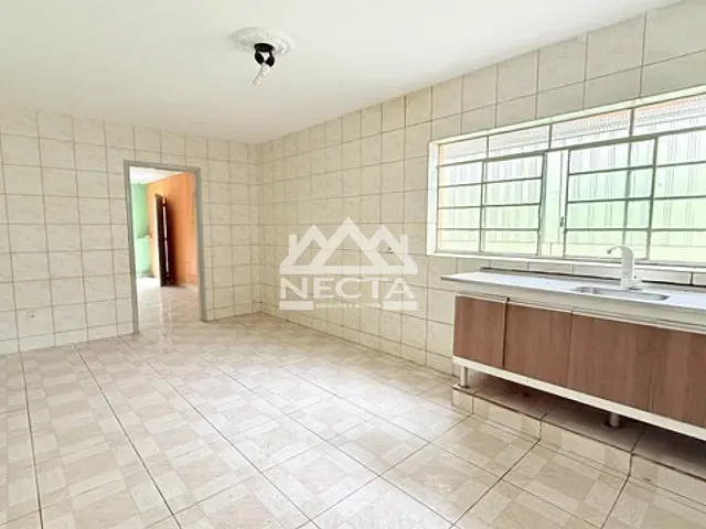 Casa com 228m² 2 quartos e 2 banheiros, à venda, no bairro Praia das Palmeiras em Caraguatatuba