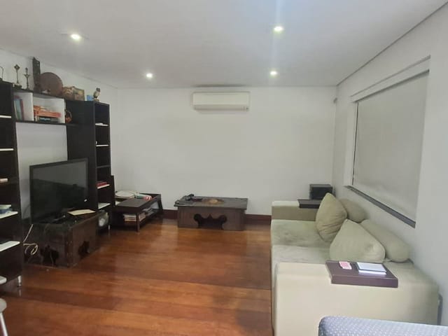 Casa com 450m² 4 quartos e 6 banheiros, à venda, no bairro Vila Suzana em São Paulo