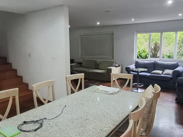 Casa com 450m² 4 quartos e 6 banheiros, à venda, no bairro Vila Suzana em São Paulo