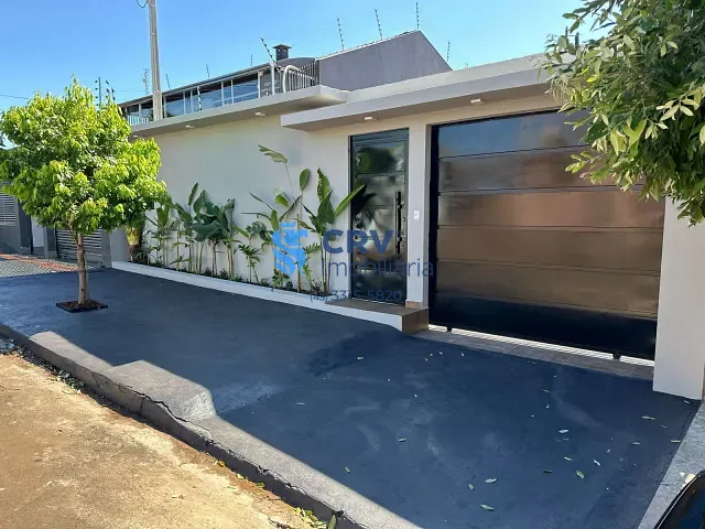 Casa com 250m² 3 quartos e 1 banheiro, para alugar, no bairro Conjunto Semiramis Barros Braga em Londrina