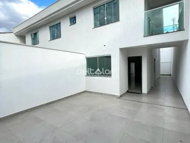 Casa com 120m² 3 quartos e 2 banheiros, à venda, no bairro Planalto em Belo Horizonte