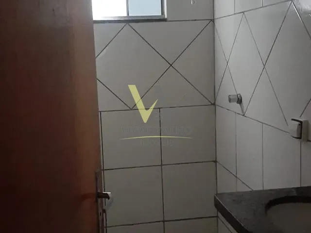 Casa com 200m² 3 quartos e 2 banheiros, à venda, no bairro Residencial Vale do Sol em Anápolis