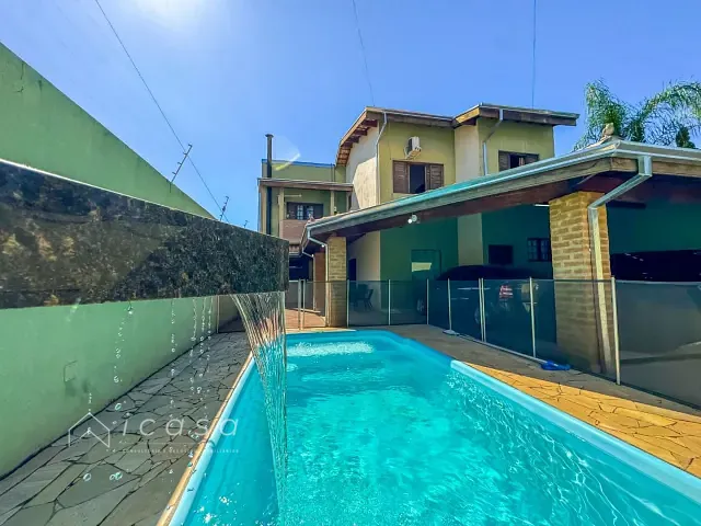 Casa com 250m² 3 quartos e 4 banheiros, à venda, no bairro Village das Flores em Caçapava