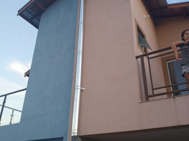Casa com 175m² 2 quartos e 2 banheiros, à venda, no bairro Residencial e Comercial Cidade Jardim em Pindamonhangaba