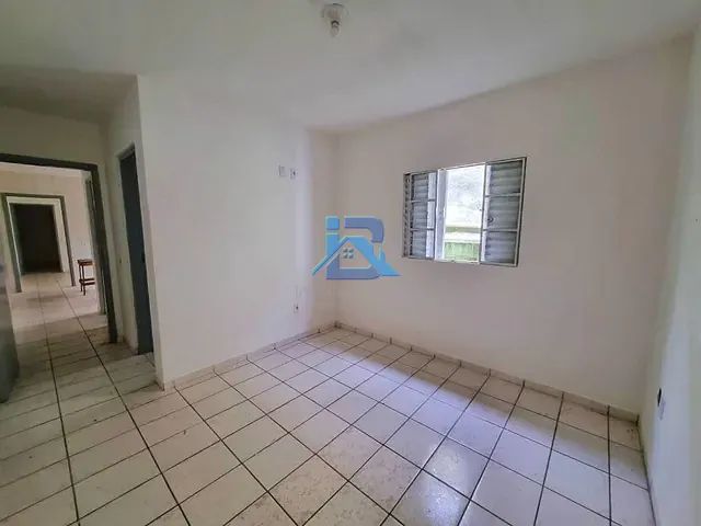 Casa com 13218m² 2 quartos e 1 banheiro, à venda, no bairro Parque São Francisco em Itatiba