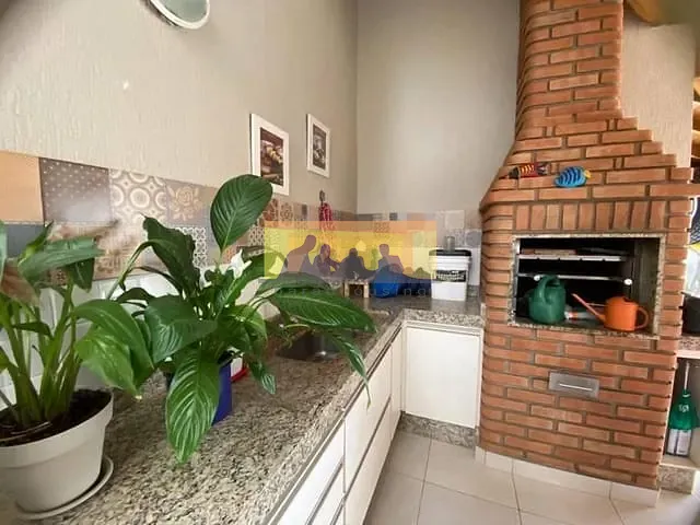 Casa com 372m², à venda, no bairro Parque das Indústrias em Paulínia