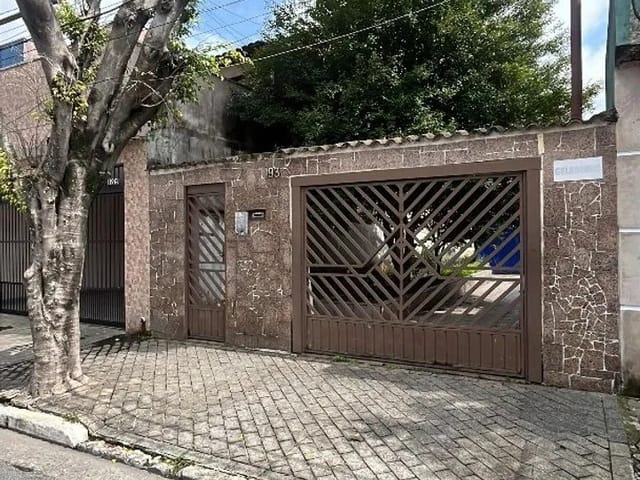 Casa com 240m² 1 quarto e 1 banheiro, à venda, no bairro Prosperidade em São Caetano do Sul