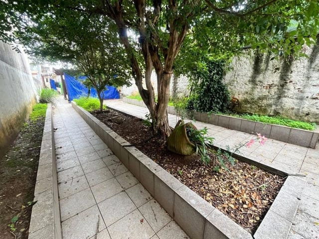 Casa com 240m² 1 quarto e 1 banheiro, à venda, no bairro Prosperidade em São Caetano do Sul