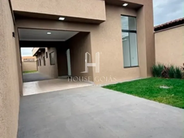 Casa com 200m² 3 quartos e 1 banheiro, à venda, no bairro vila Oliveira  em Aparecida de Goiânia