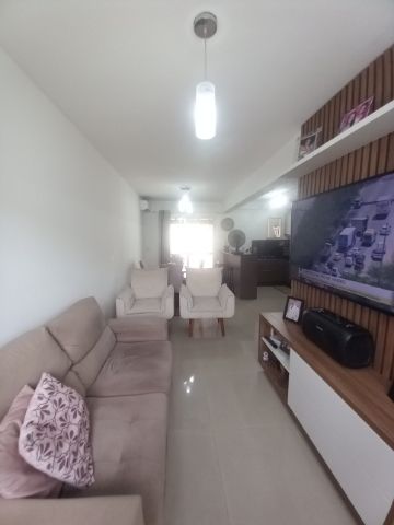 Casa 3 quartos e 2 banheiros, à venda, no bairro Areal em Pelotas