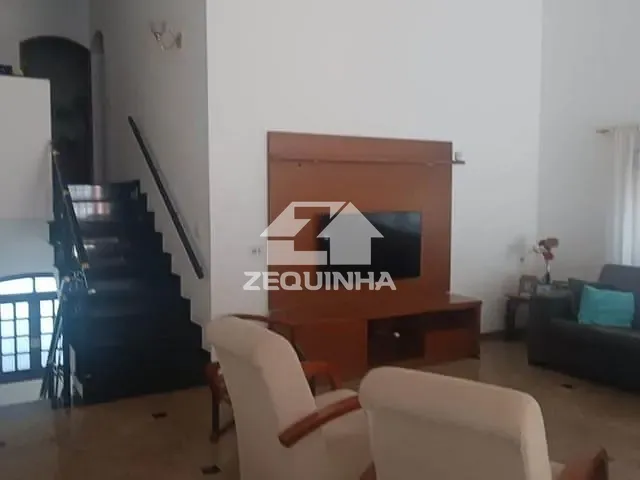 Casa com 398m² 4 quartos e 4 banheiros, à venda, no bairro City Bussocaba em Osasco