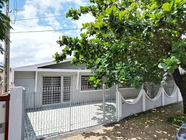 Casa 3 quartos e 2 banheiros, à venda, no bairro Jardim Nova Europa em Campinas