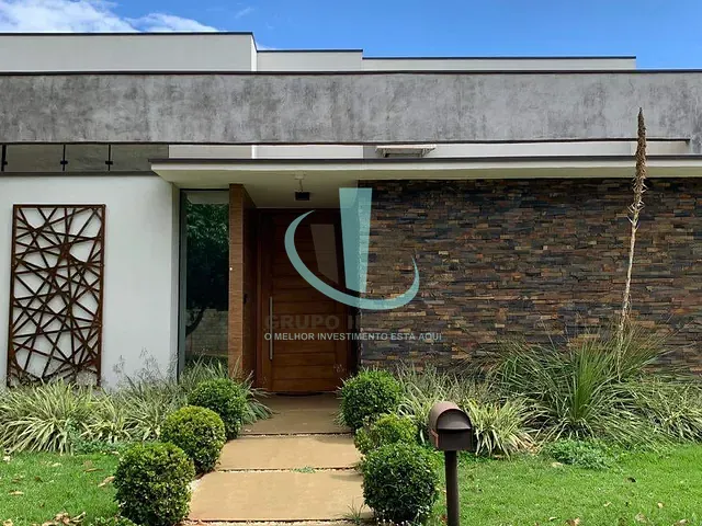 Casa com 445m² 3 quartos e 5 banheiros, para alugar, no bairro Parque Residencial Damha em Araraquara