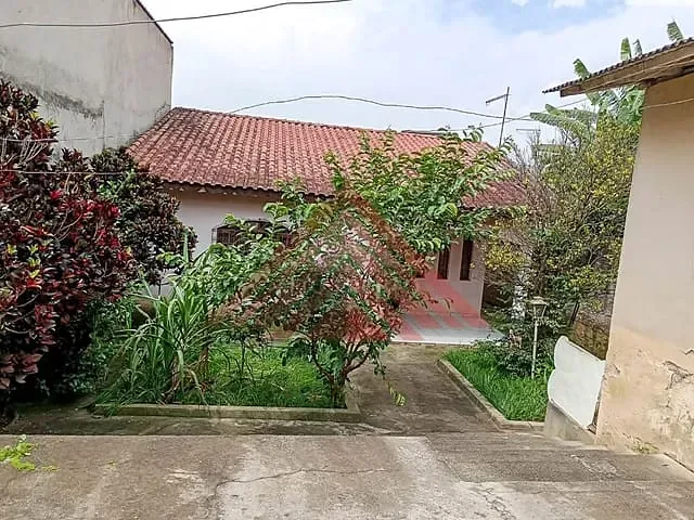 Casa com 480m² 4 quartos e 3 banheiros, à venda, no bairro Jardim Bom Recanto em Mauá