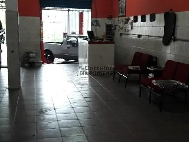 Casa com 250m² 2 quartos e 3 banheiros, à venda, no bairro Jardim Paraíso em Jacareí
