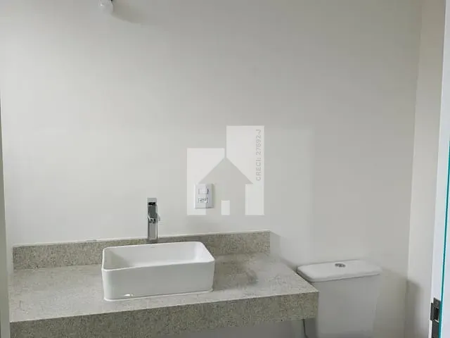 Casa com 255m² 3 quartos e 5 banheiros, à venda, no bairro Loteamento Jardim Ipanema em Jundiaí
