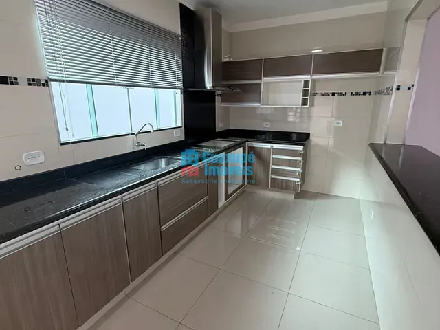 Casa 3 quartos e 2 banheiros, à venda, no bairro Vila Magalhães em Guaxupé