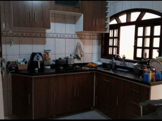 Casa com 125m² 3 quartos e 2 banheiros, à venda, no bairro Parque São Cristóvão em Taubaté