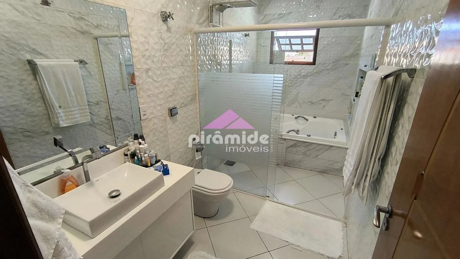 Casa, 5 quartos, 266 m² - Foto 41