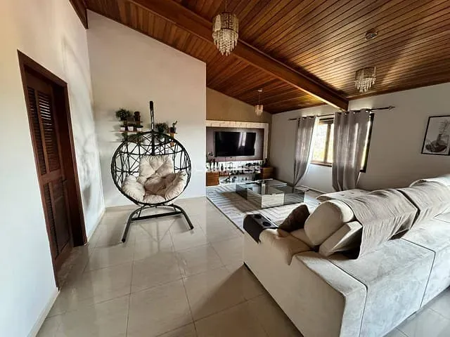 Casa com 300m² 3 quartos e 3 banheiros, à venda, no bairro Chácara Ondas Verdes em Cotia