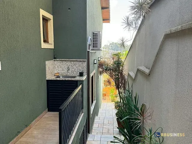 Casa com 300m² 3 quartos e 3 banheiros, à venda, no bairro Chácara Ondas Verdes em Cotia