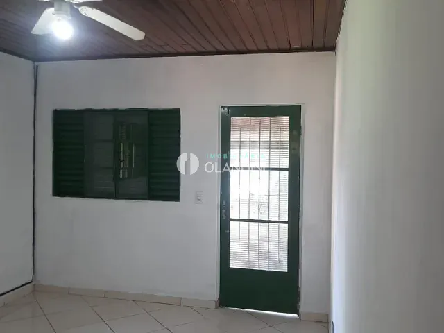 Casa com 600m² 2 quartos e 1 banheiro, para alugar, no bairro Jardim Blumenau em Artur Nogueira