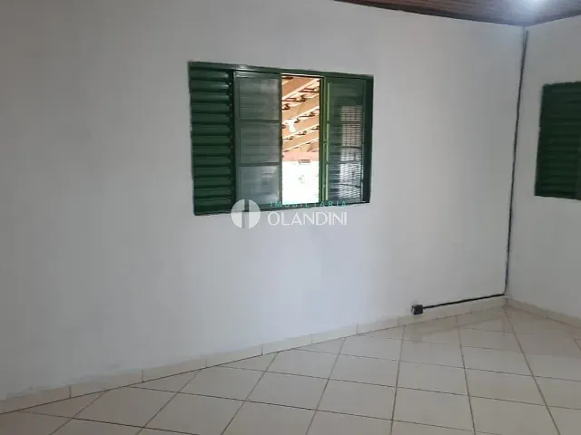 Casa com 600m² 2 quartos e 1 banheiro, para alugar, no bairro Jardim Blumenau em Artur Nogueira