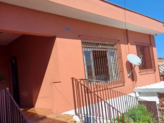 Casa com 250m² 4 quartos e 2 banheiros, à venda, no bairro Jardim Rosalina em Cotia