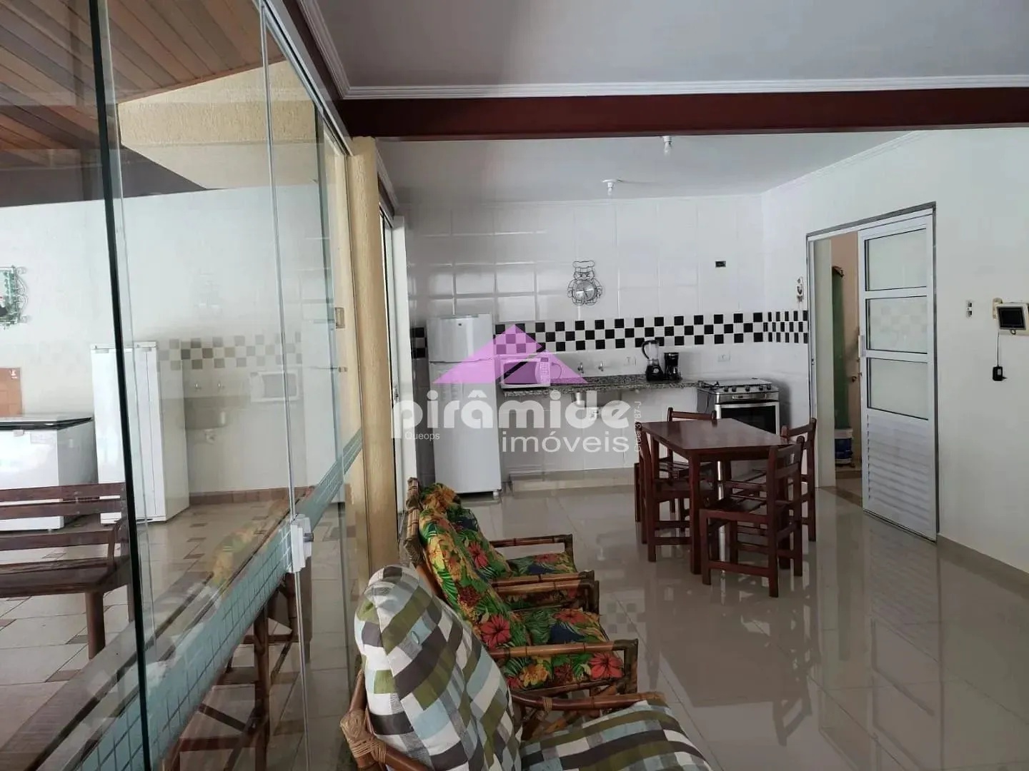 Casa, 3 quartos, 215 m² - Foto 10