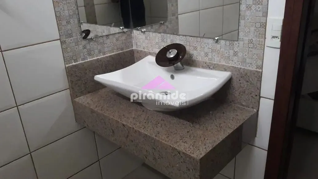 Casa, 3 quartos, 215 m² - Foto 12