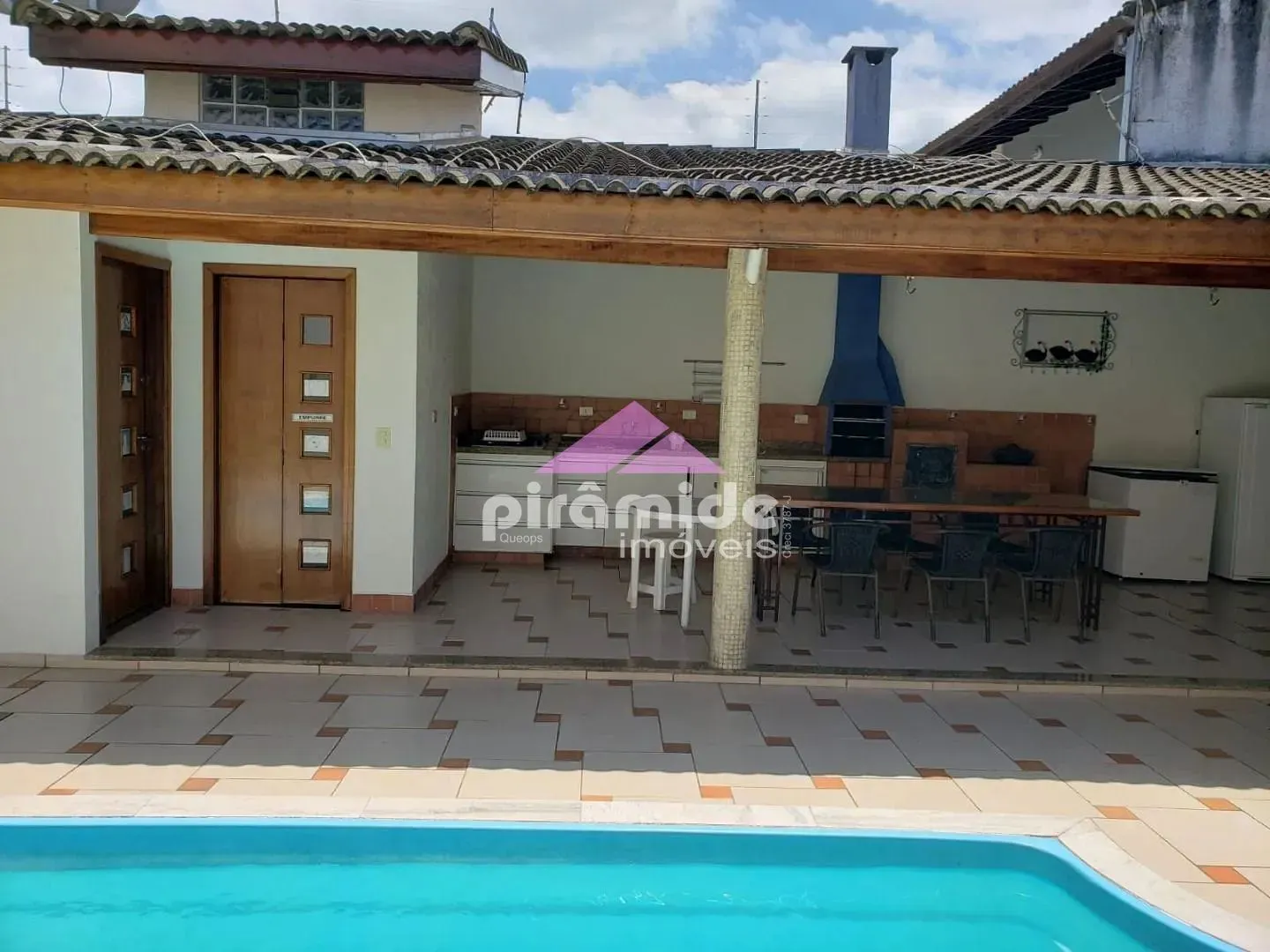 Casa, 3 quartos, 215 m² - Foto 13