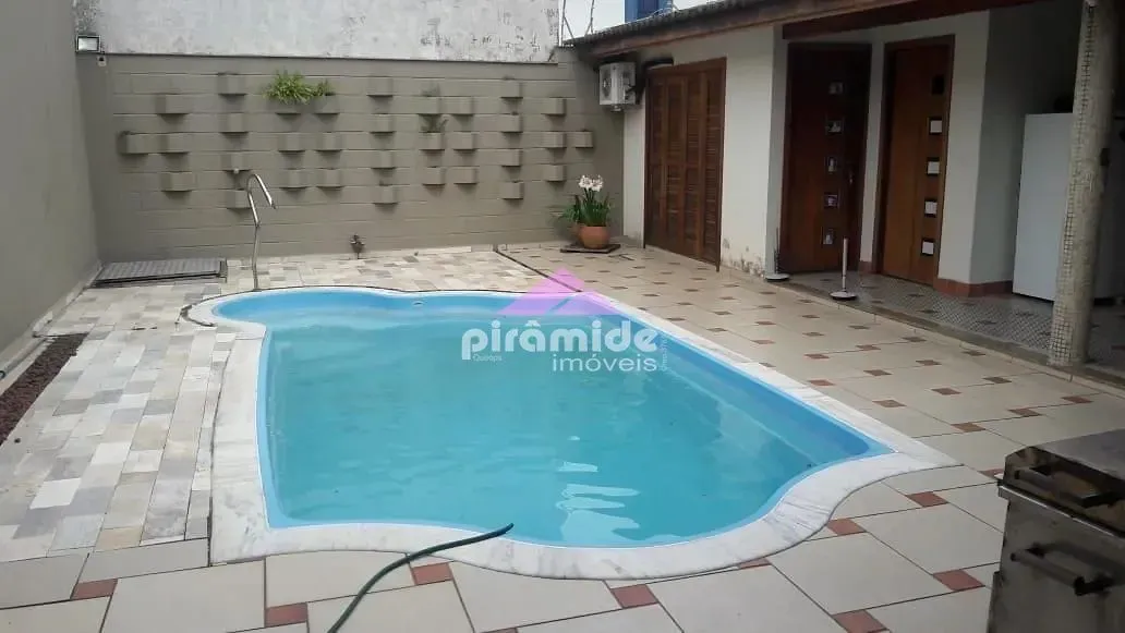 Casa, 3 quartos, 215 m² - Foto 8