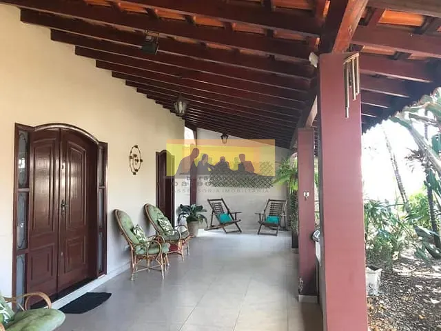 Casa com 877m² 4 quartos e 5 banheiros, à venda, no bairro Jardim dos Calegaris em Paulínia