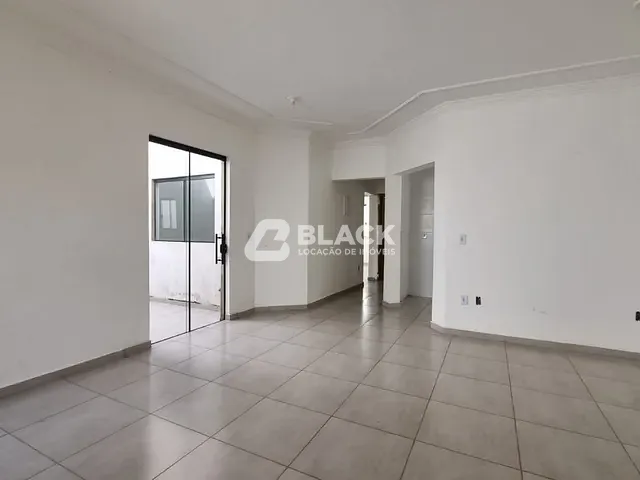 Casa com 156m², para alugar, no bairro Wanel Ville 4 em Sorocaba