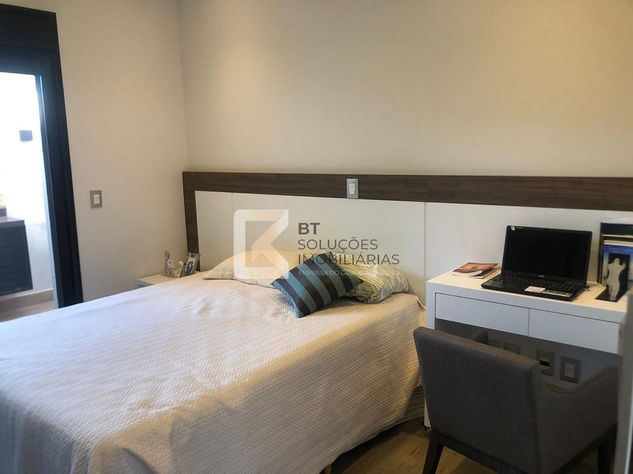 Casa à venda e aluguel com 3 quartos, 209m² - Foto 23