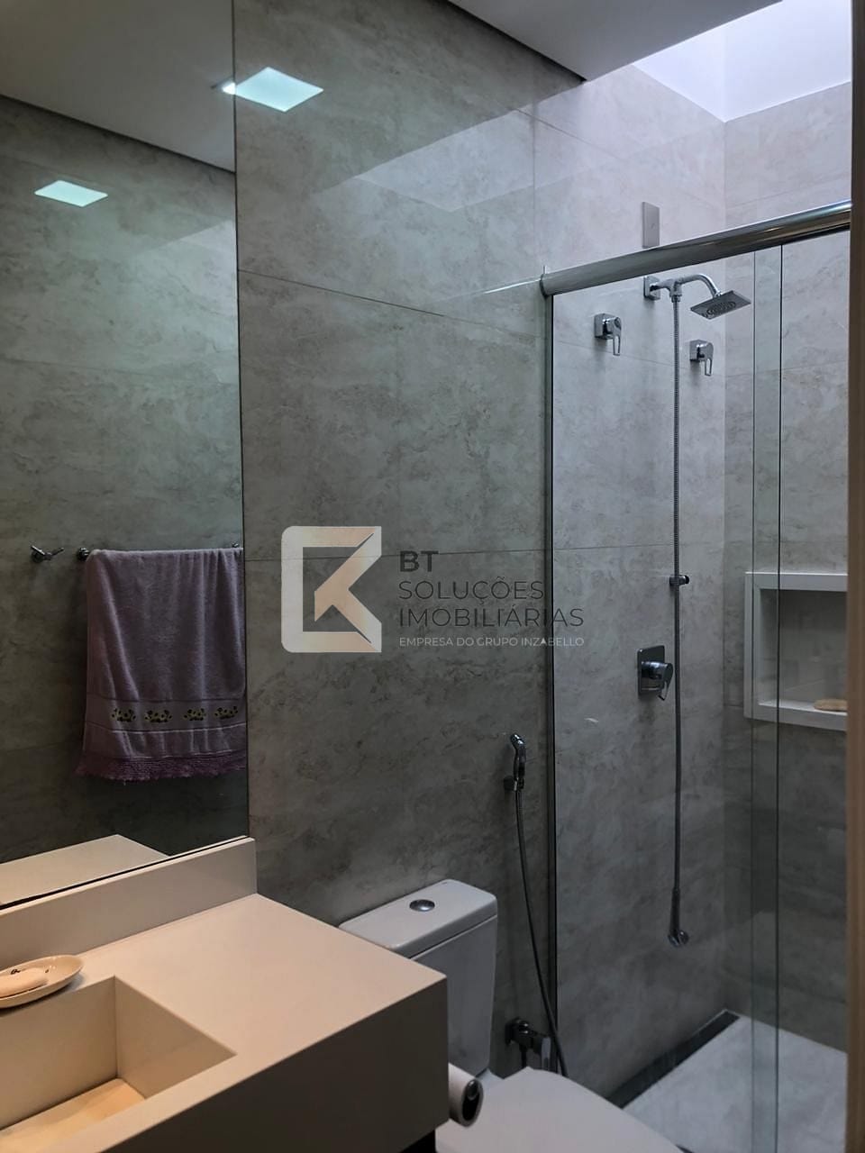 Casa à venda e aluguel com 3 quartos, 209m² - Foto 37