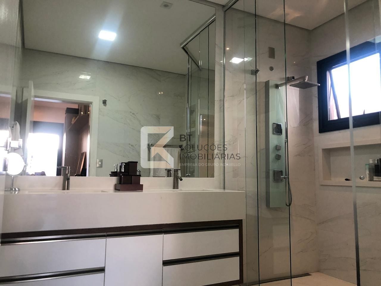 Casa à venda e aluguel com 3 quartos, 209m² - Foto 42