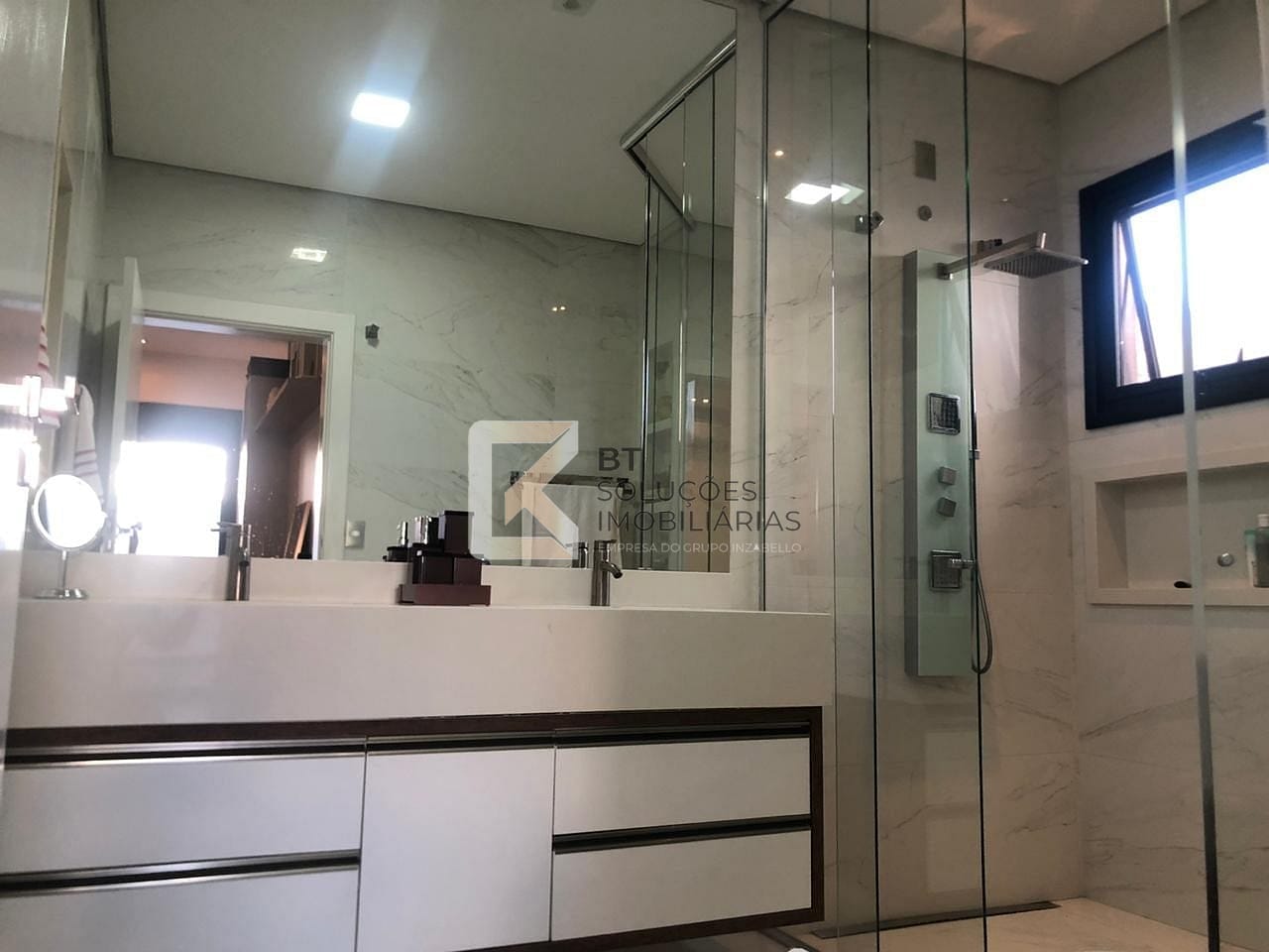 Casa à venda e aluguel com 3 quartos, 209m² - Foto 41