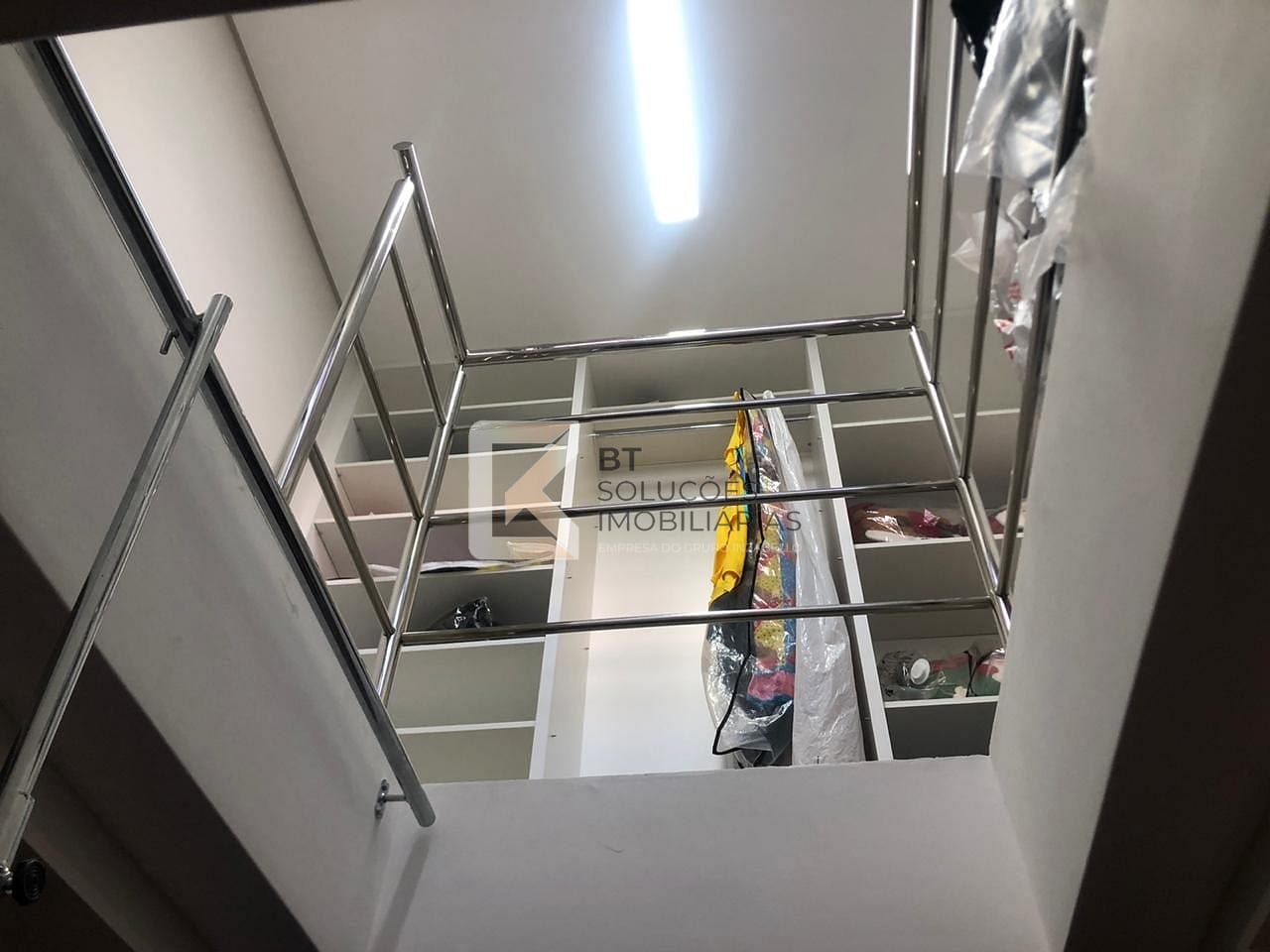 Casa à venda e aluguel com 3 quartos, 209m² - Foto 28