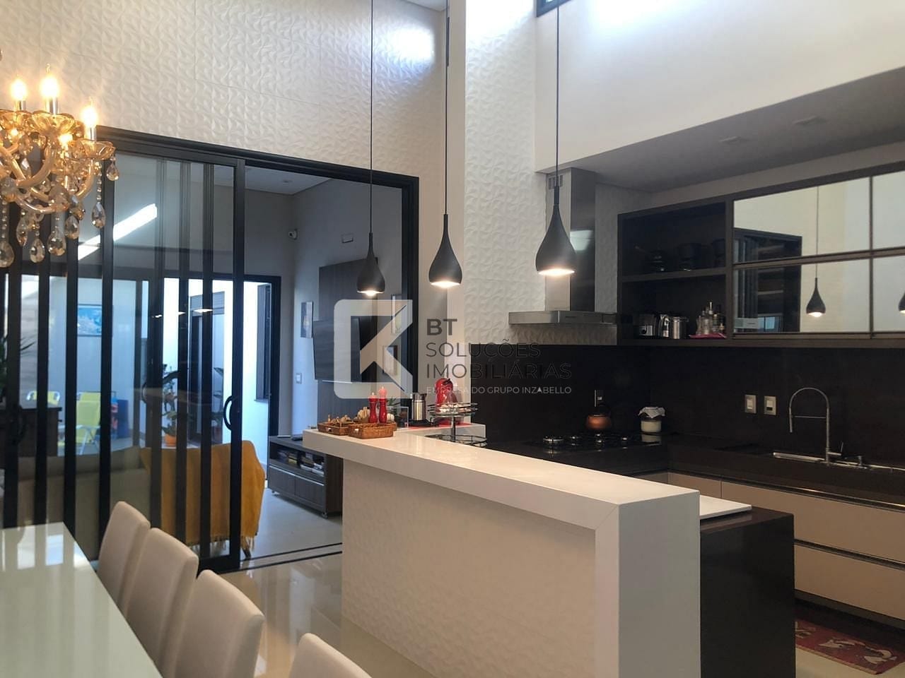 Casa à venda e aluguel com 3 quartos, 209m² - Foto 8