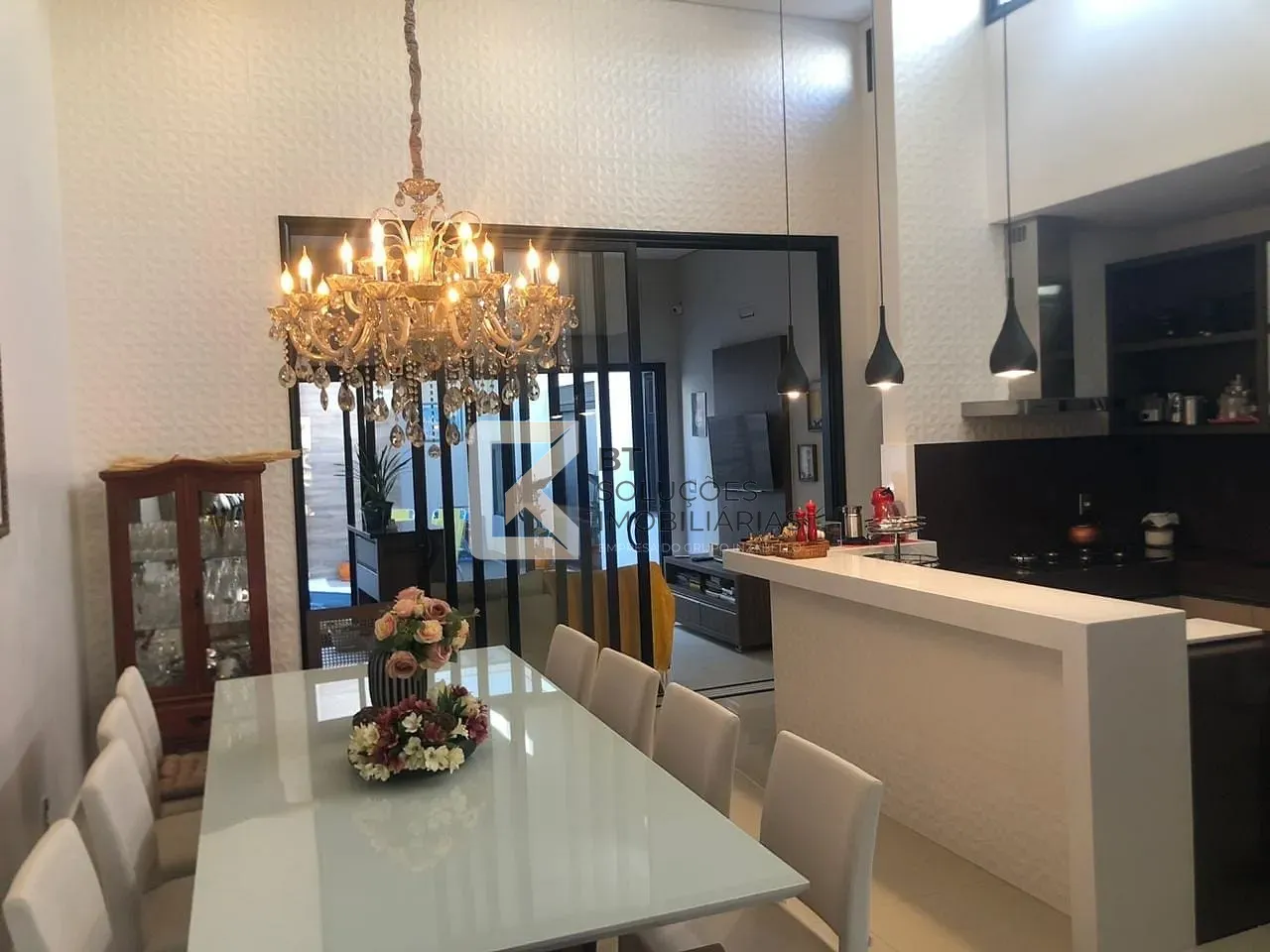 Casa, 3 quartos, 209 m² - Foto 9