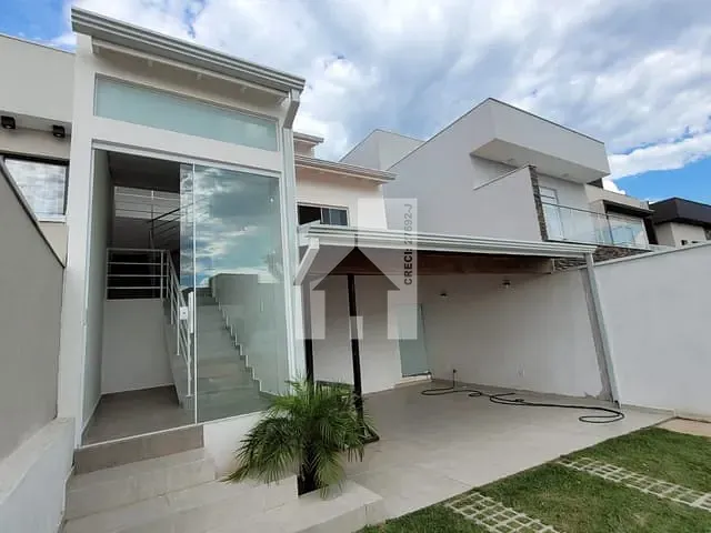 Casa com 184m² 3 quartos e 2 banheiros, à venda, no bairro Vila Aparecida em Jundiaí