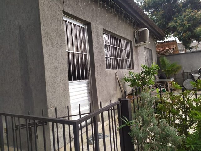 Casa com 250m² 6 quartos e 3 banheiros, à venda, no bairro Jardim D'abril em Osasco