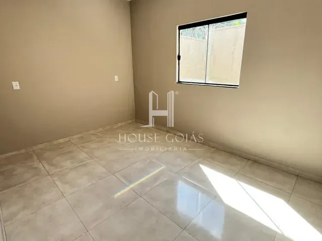 Casa com 151m² 3 quartos e 2 banheiros, à venda, no bairro Setor Central 2 em Senador Canedo