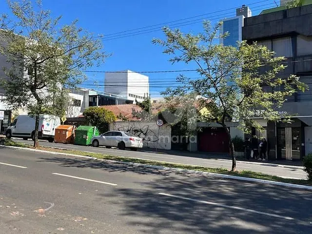 Casa com 1012m² 3 quartos e 3 banheiros, à venda, no bairro Centro em Chapecó