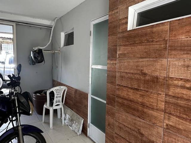 Casa com 251m² 3 quartos e 2 banheiros, à venda, no bairro Custodópolis em Campos dos Goytacazes