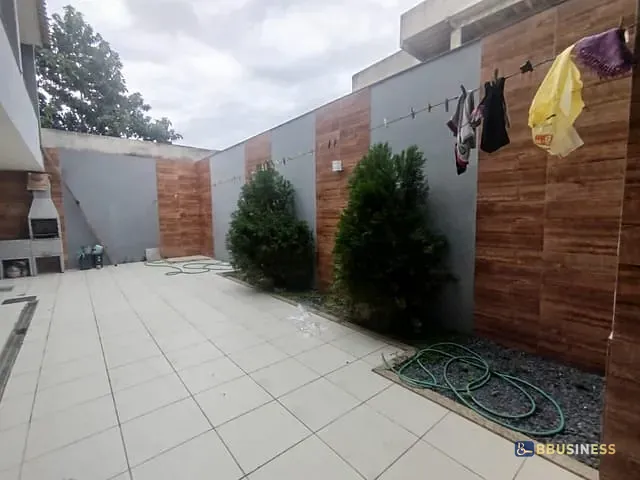 Casa com 251m² 3 quartos e 2 banheiros, à venda, no bairro Custodópolis em Campos dos Goytacazes