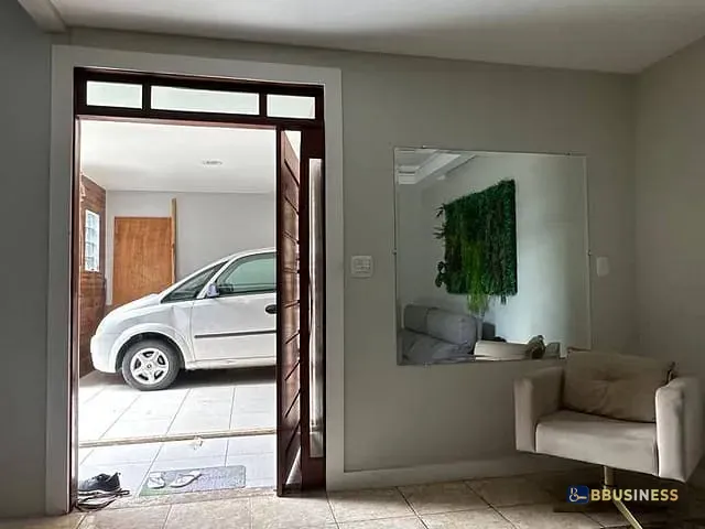 Casa com 251m² 3 quartos e 2 banheiros, à venda, no bairro Custodópolis em Campos dos Goytacazes